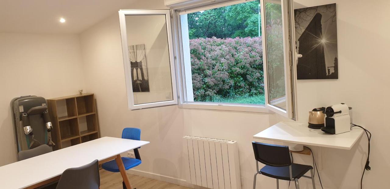 Adorable 25m² Tres Calme Avec Parking *